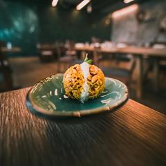 Dessert a sfera con noci