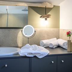 Bagno con lavabo